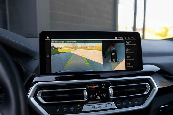 Sort BMW iX3 fra 2022