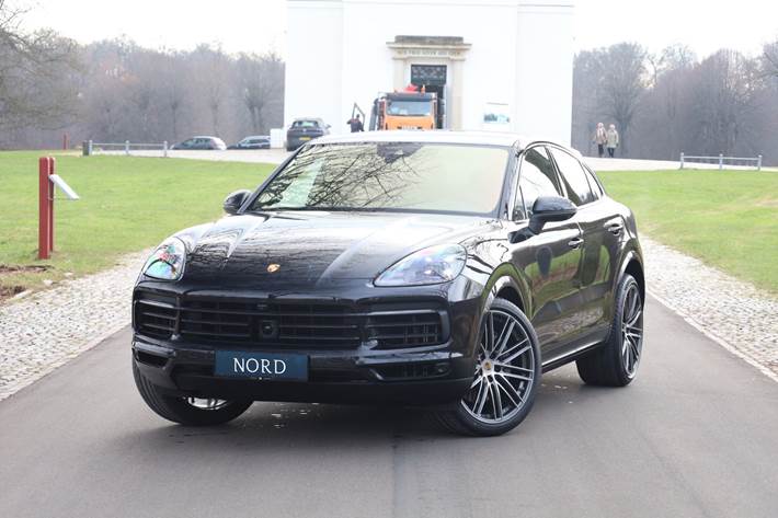 Sort Porsche Cayenne S fra 2019