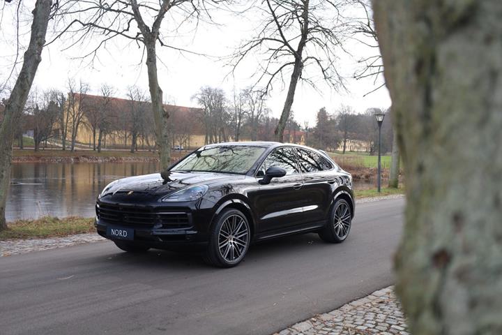 Sort Porsche Cayenne S fra 2019