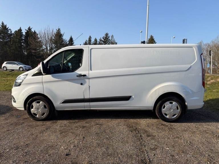 Ford Transit Custom 270 L1 2,0 TDCi 170 Limited aut.