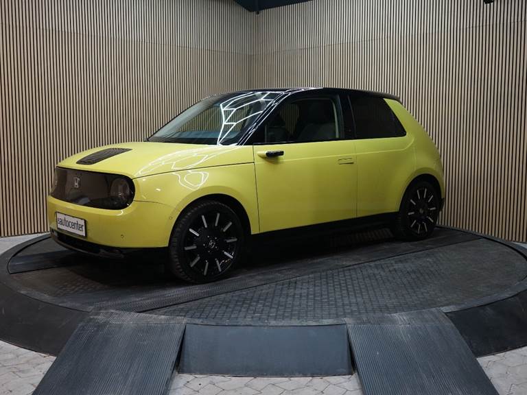 Honda e Advance