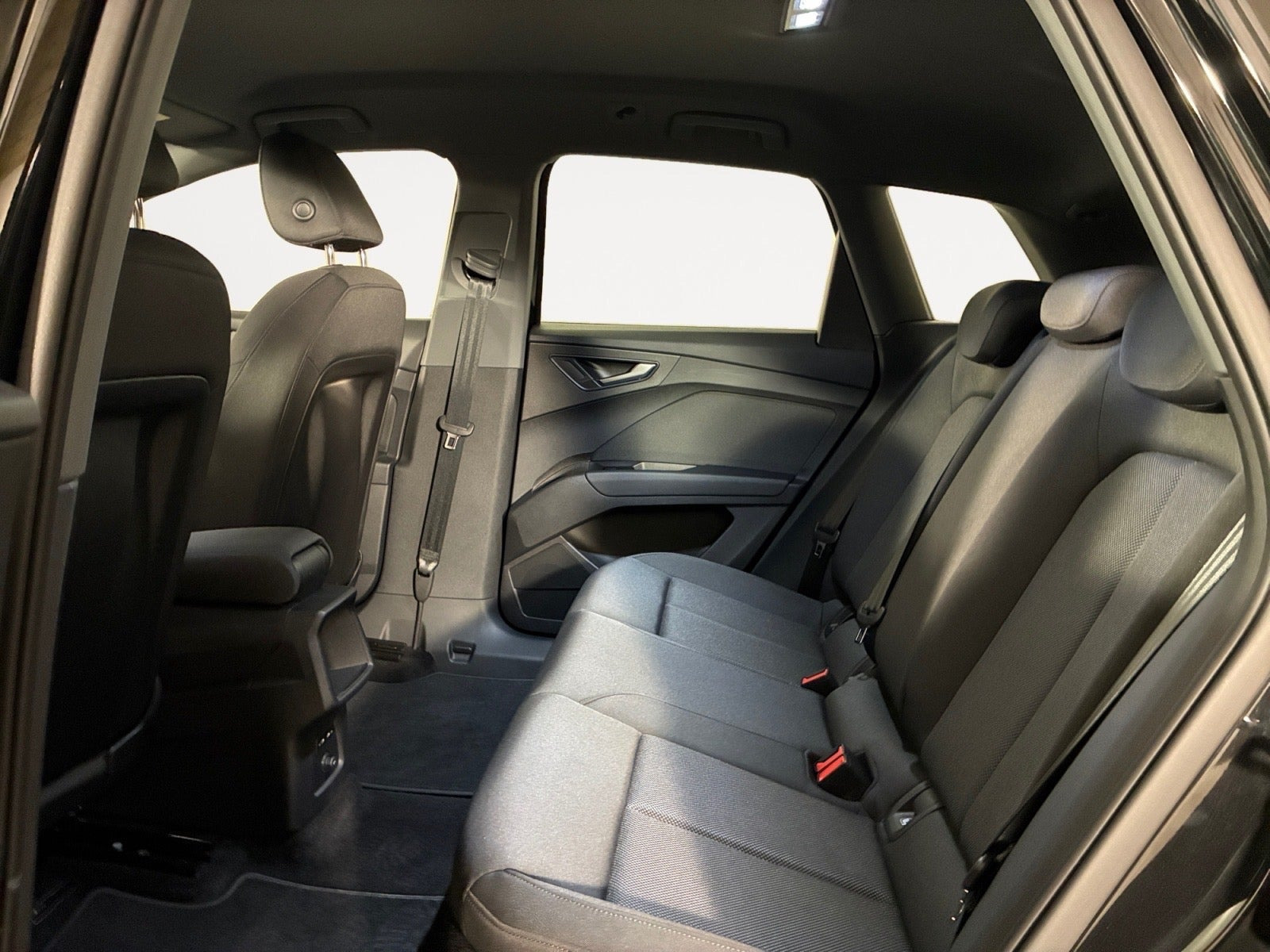 Sort Audi Q4 e-tron fra 2025