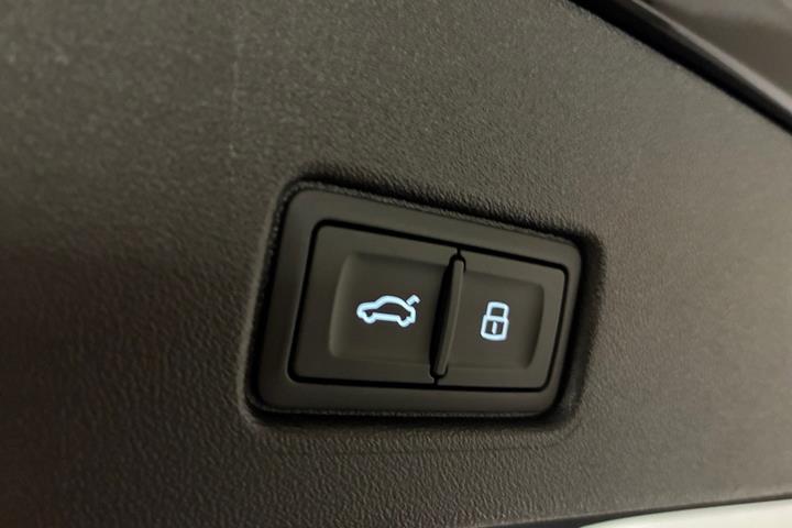 Sort Audi Q4 e-tron fra 2025