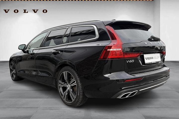 Sort Volvo V60 fra 2020