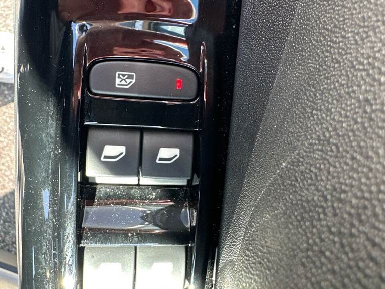 Citroën C3 1,2 PureTech Impress 83HK 5d