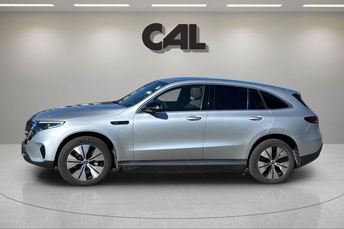 Sølv Mercedes EQC 400 fra 2020