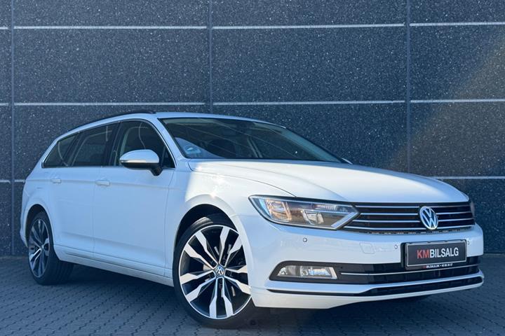 Hvid VW Passat fra 2017