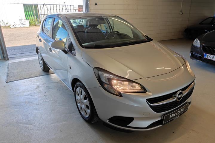 Gul Opel Corsa fra 2016