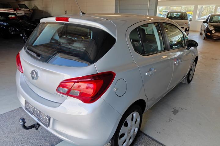 Gul Opel Corsa fra 2016