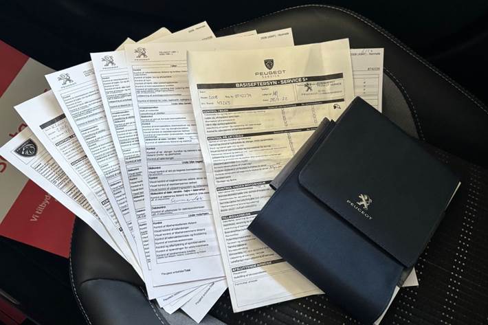 undefined Peugeot 2008 fra 2017