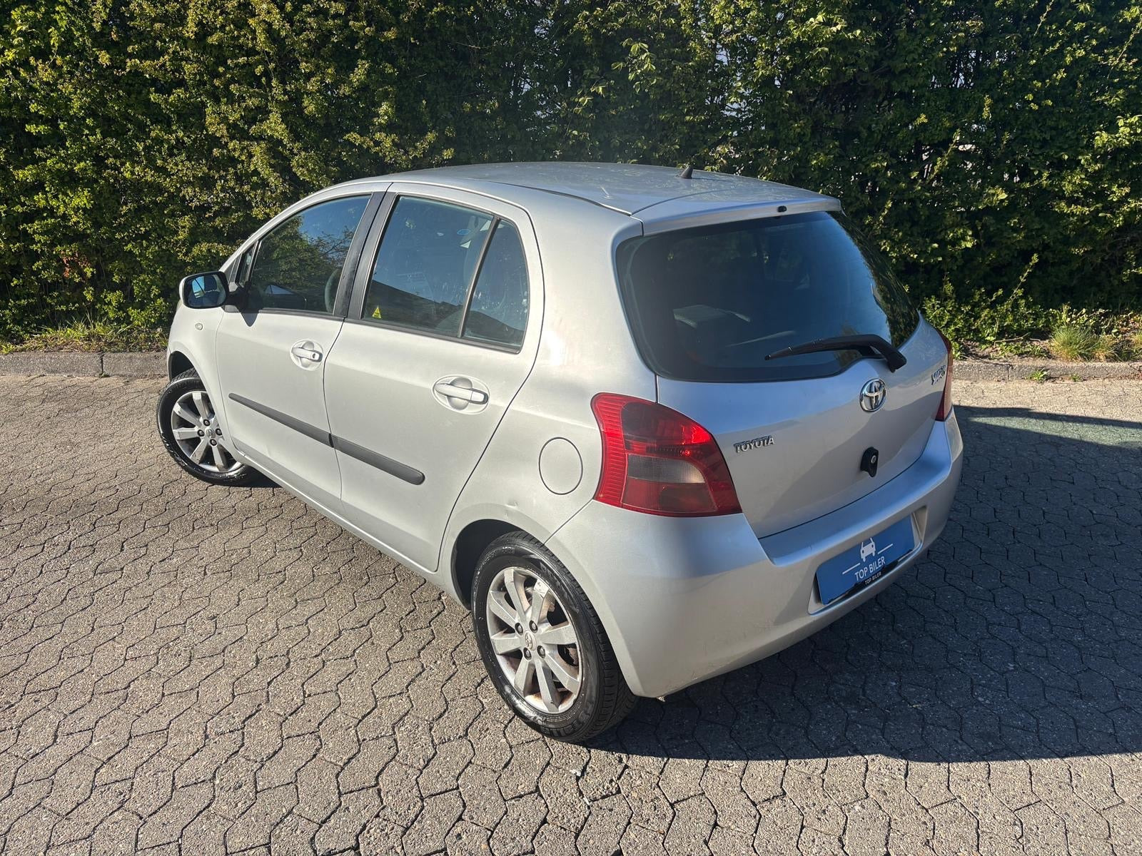 undefined Toyota Yaris fra 2007
