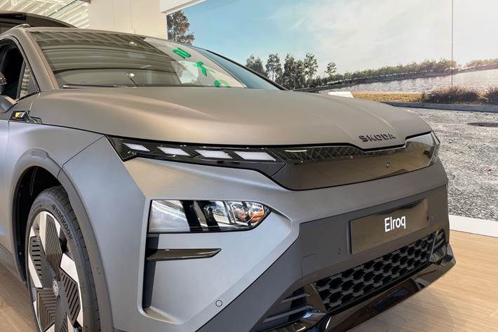 Grå Skoda Elroq fra 2026