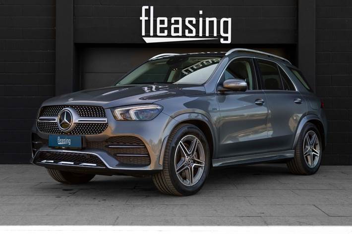 Grå Mercedes GLE350 de fra 2021