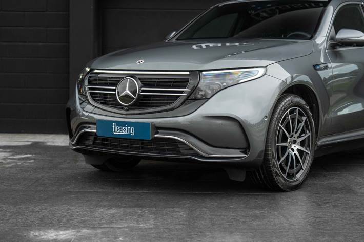 Grå Mercedes EQC400 fra 2019