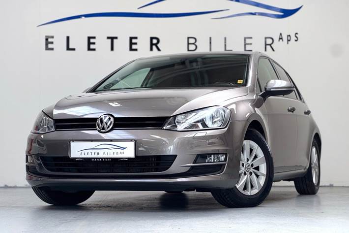 Sort VW Golf VII fra 2014