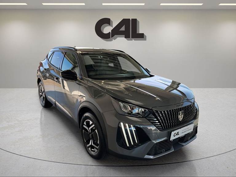 Peugeot 2008 1,2 PureTech 130 First Selection EAT8