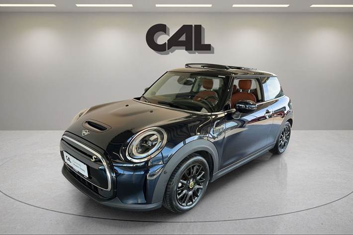 Blå Mini Cooper SE fra 2023