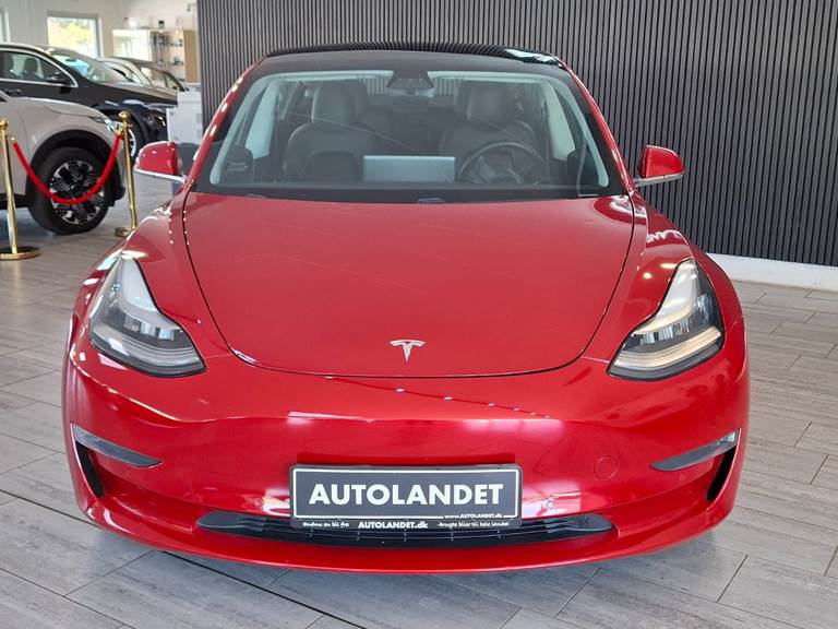 Tesla Model 3 Performance AWD