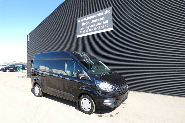Sort Ford Transit Custom 320 L1 fra 2023