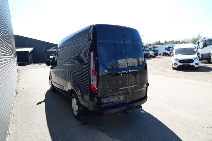 Sort Ford Transit Custom 320 L1 fra 2023