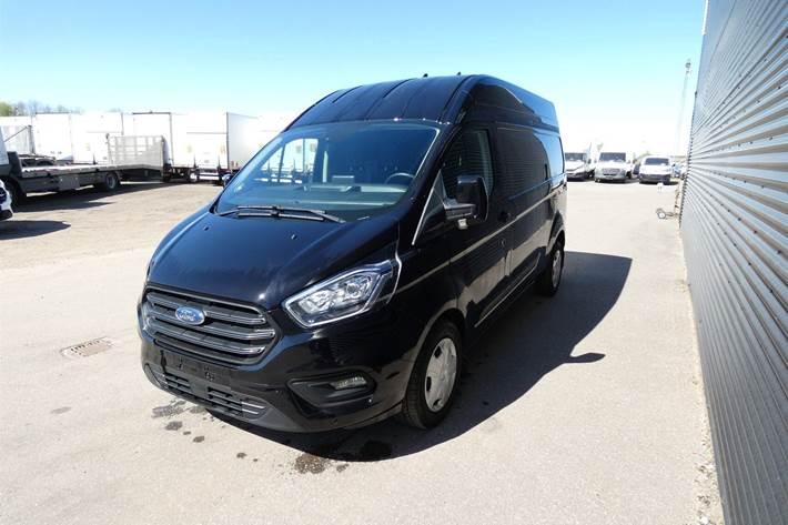 Sort Ford Transit Custom 320 L1 fra 2023
