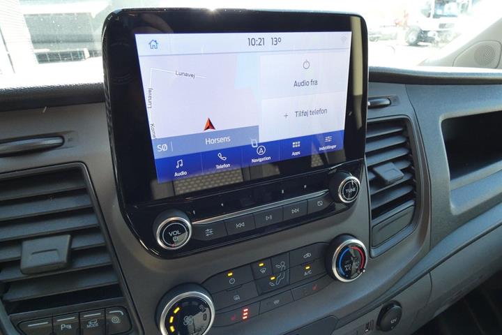Sort Ford Transit Custom 320 L1 fra 2023