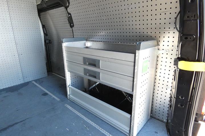 Sort Ford Transit Custom 320 L1 fra 2023