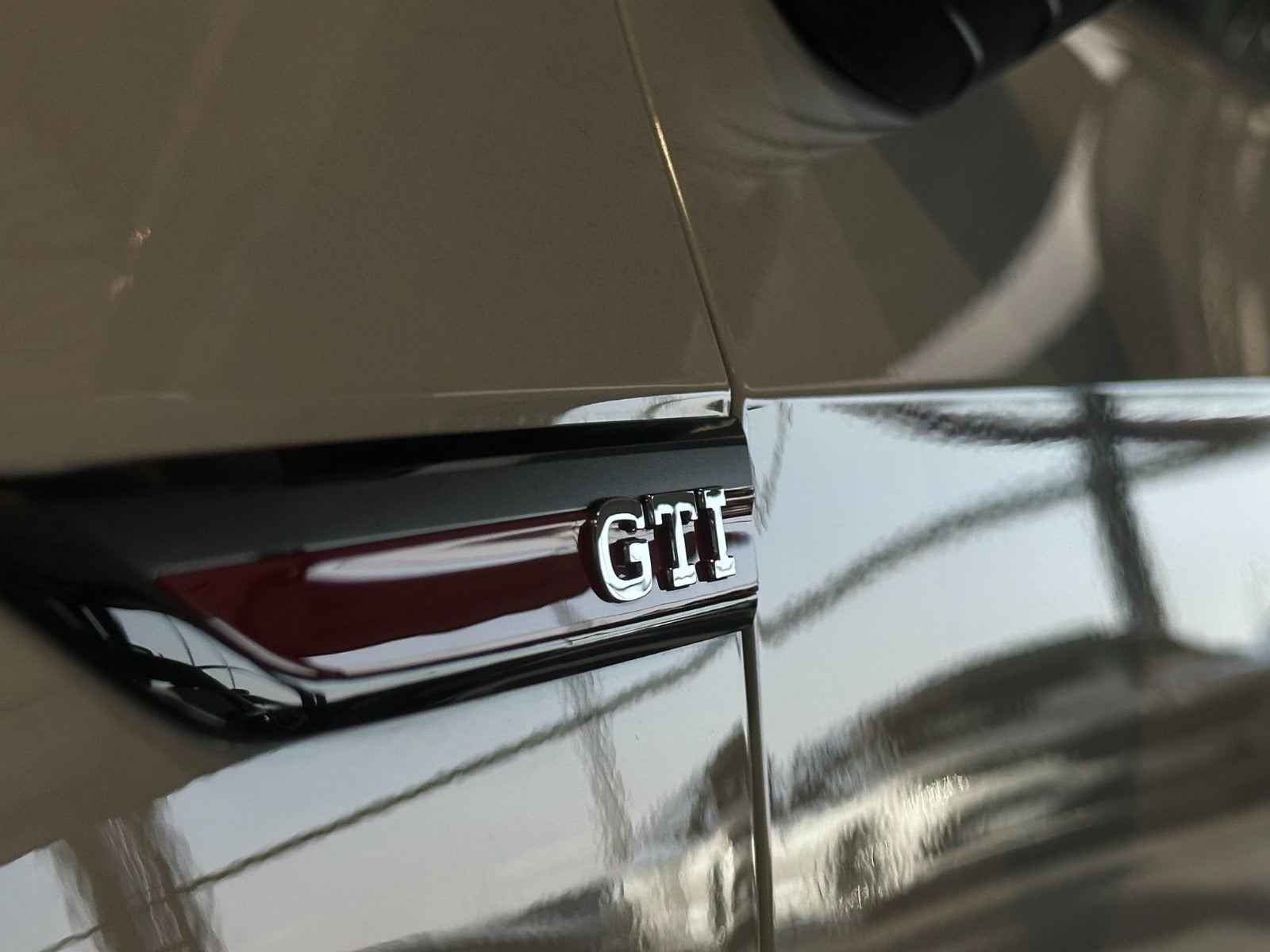 Hvid VW Golf VIII fra 2022