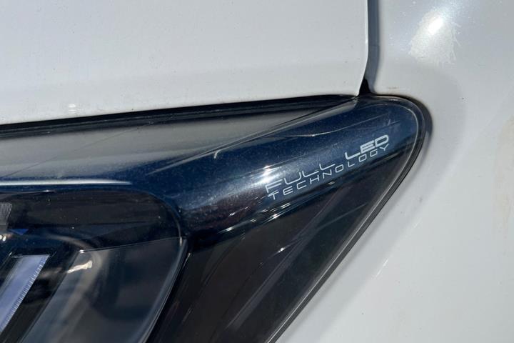 Hvid Citroën ë-Jumper 35H fra 2024