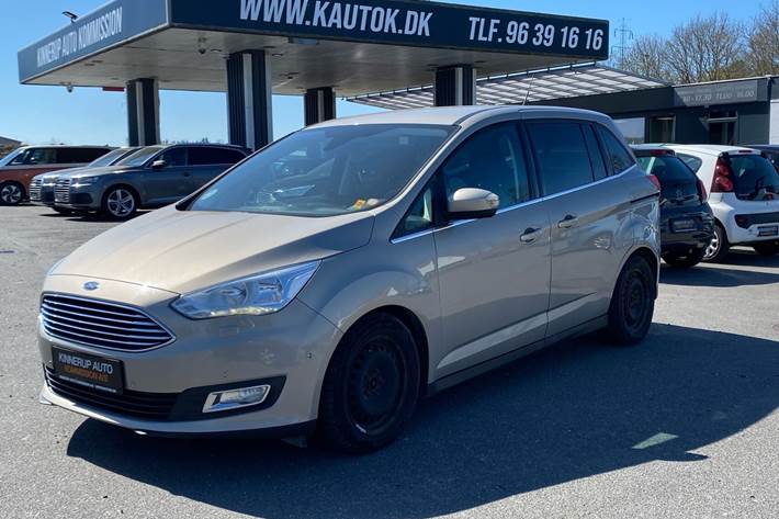 Gul Ford Grand C-Max fra 2015