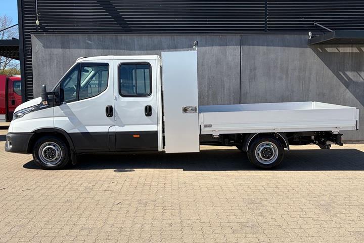 Hvid Iveco Daily fra 2026