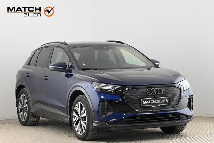 Blå Audi Q4 fra 2024 set udefra