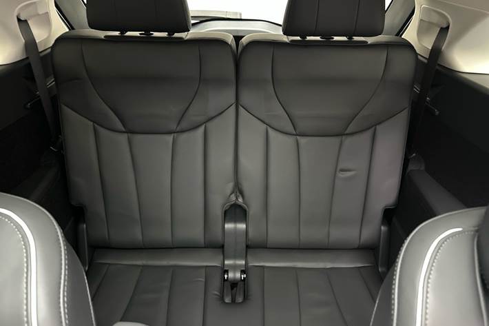 Grå Hongqi E-HS9 fra 2024