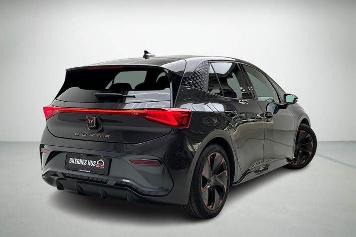 Grå Cupra Born fra 2022