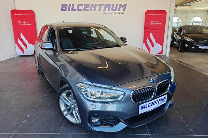 Grå BMW 118d fra 2019