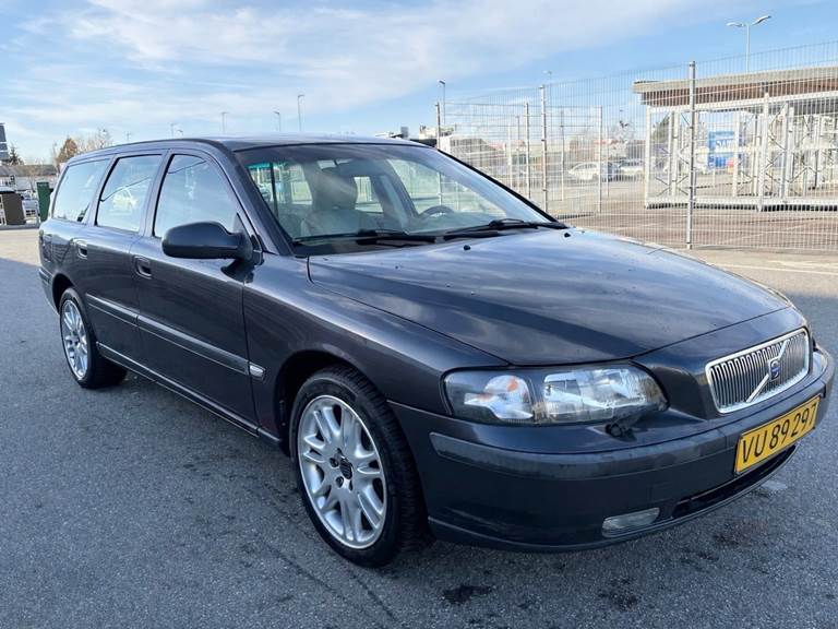 Volvo V70 2,3 T5 aut.