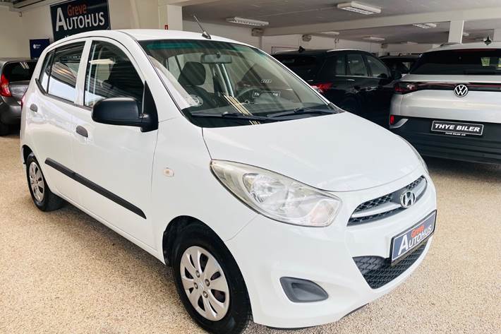 Hvid Hyundai i10 fra 2012