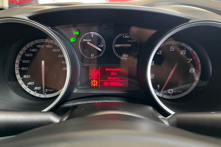 Sort Alfa Romeo Giulietta fra 2011