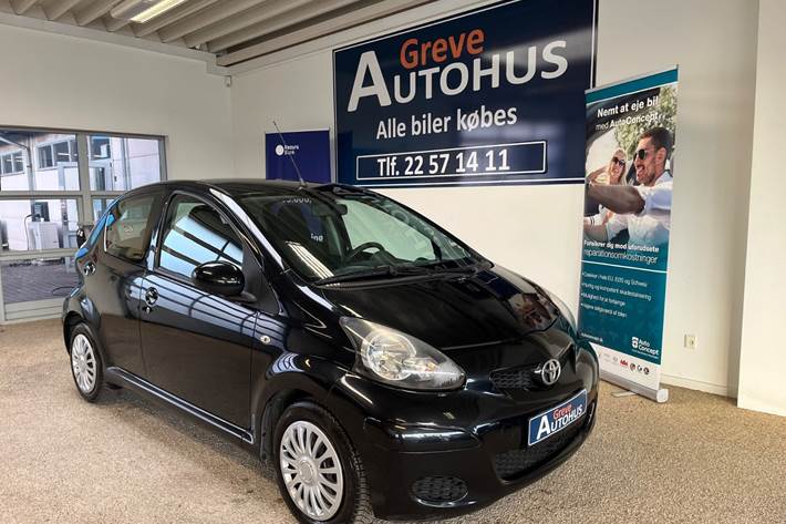 Sort Toyota Aygo fra 2011