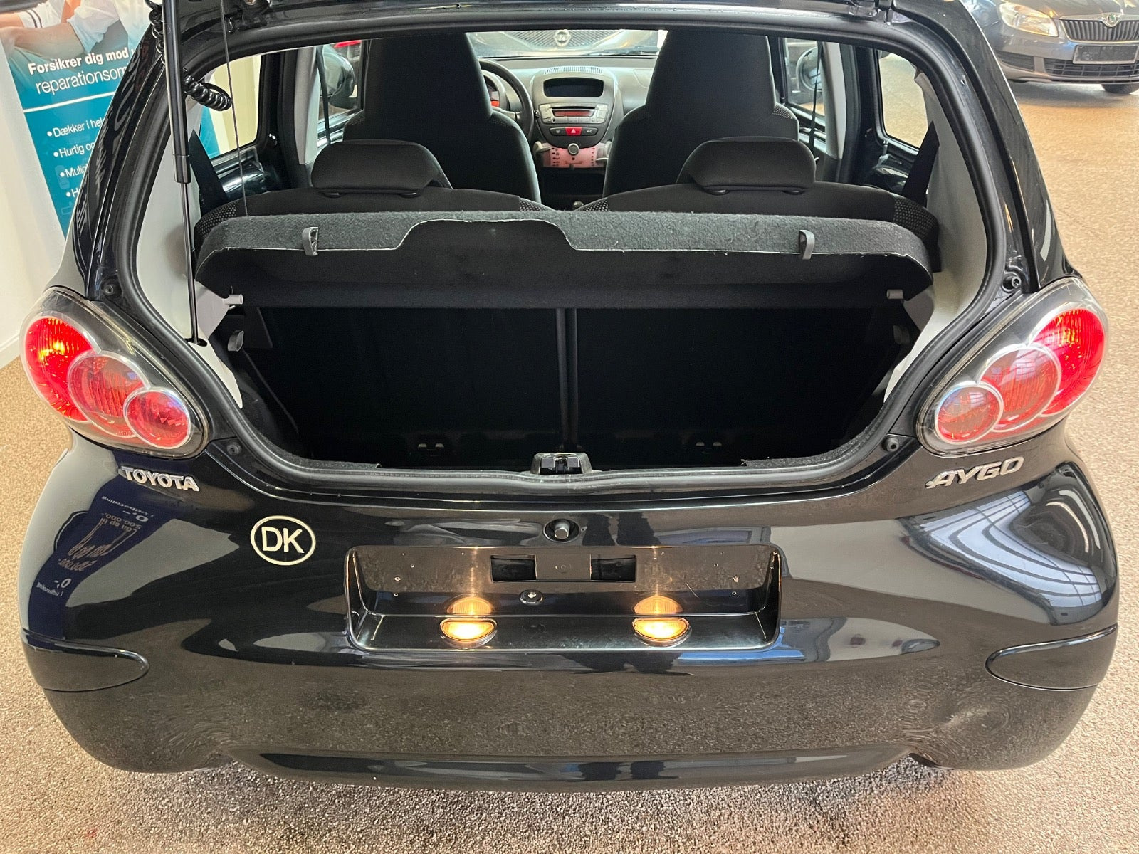Sort Toyota Aygo fra 2011