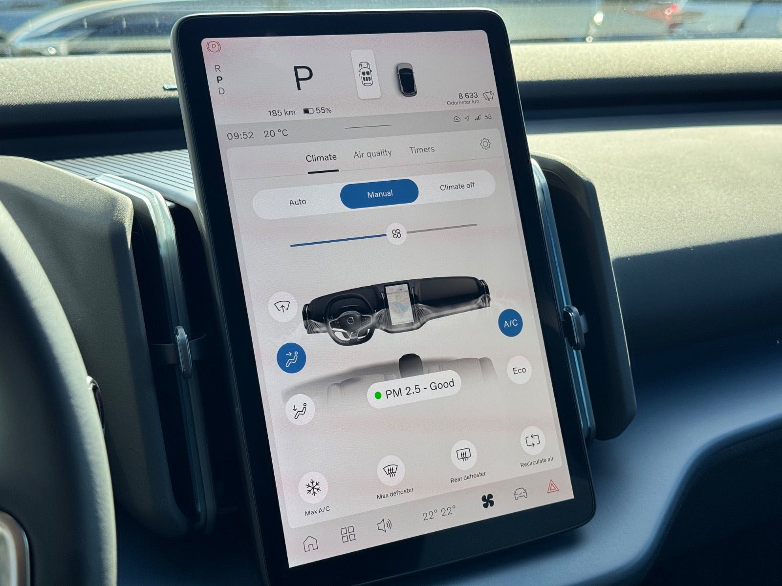 Blå Volvo EX30 fra 2024