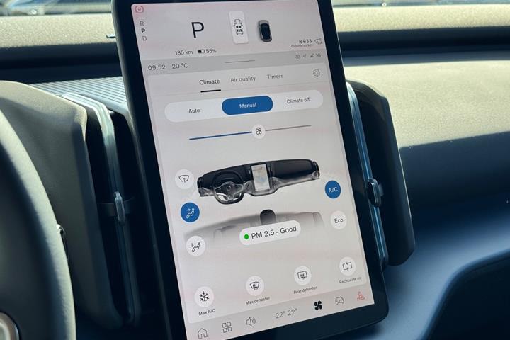 Blå Volvo EX30 fra 2024