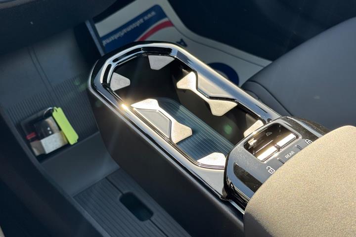 Blå Volvo EX30 fra 2024