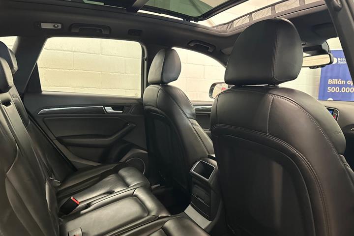 Grå Audi SQ5 fra 2015