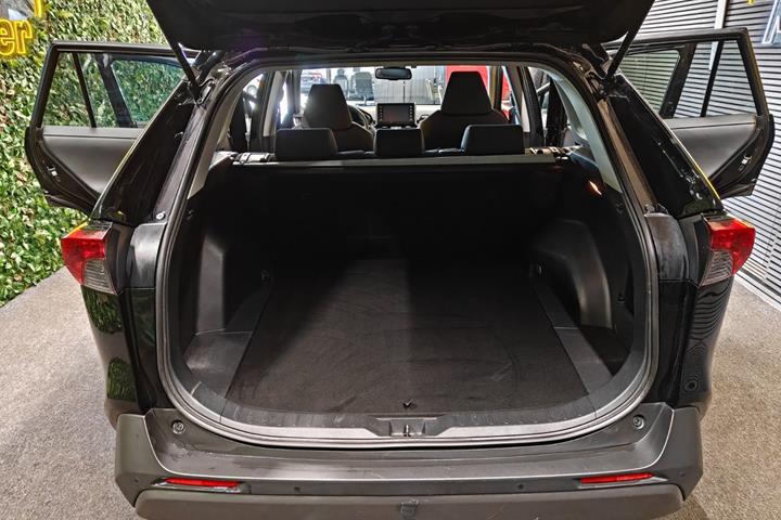 undefined Toyota RAV4 fra 2020