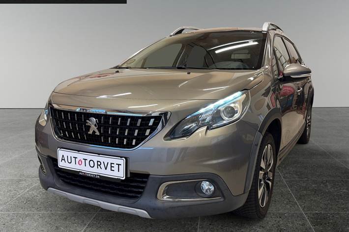 Grå Peugeot 2008 fra 2016
