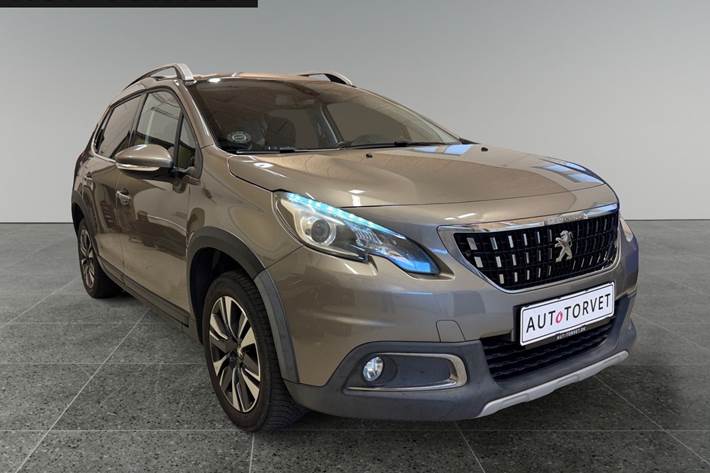 Grå Peugeot 2008 fra 2016