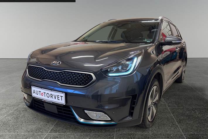 Grå Kia Niro fra 2018