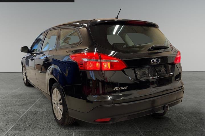 Sort Ford Focus fra 2015