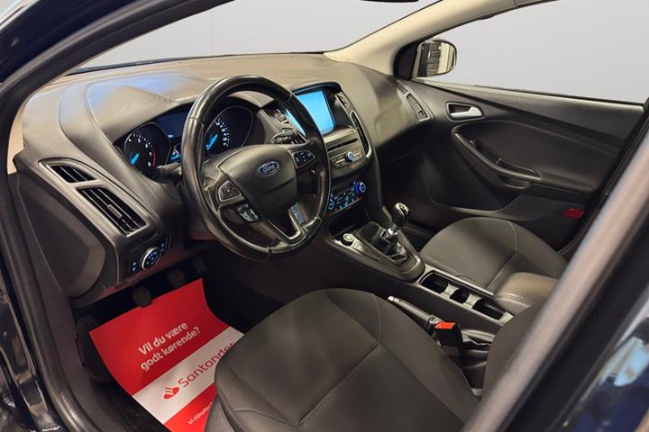 Sort Ford Focus fra 2015